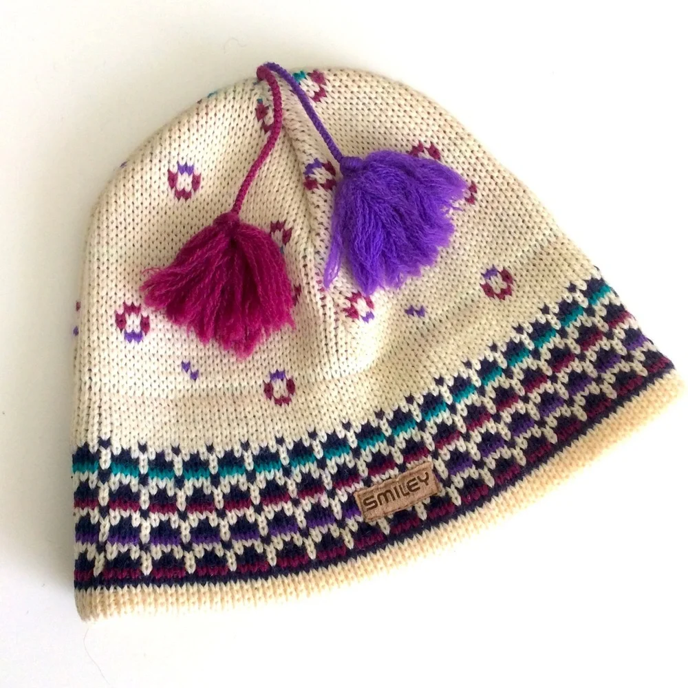 Vintage Smiley 100% Wool Pompom Ski Hat OS Ski Hiking Trail Activewear